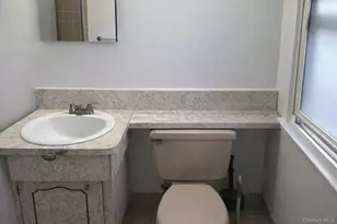 23-10 Waters Edge Dr, Bayside, NY 11360 - Photo 5