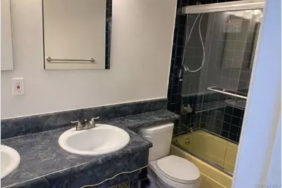 23-10 Waters Edge Drive, Bayside, NY 11360 - Photo 15