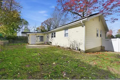 260 Lower Rocky Point Road, Sound Beach, NY 11789 - Photo 19