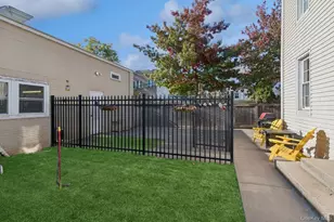 1541 Overing St, Bronx, NY 10461 - Photo 7