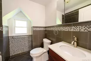 15 Ranger Pl, New Rochelle, NY 10804 - Photo 25