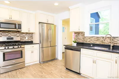 15 Ranger Place, New Rochelle, NY 10804 - Photo 13