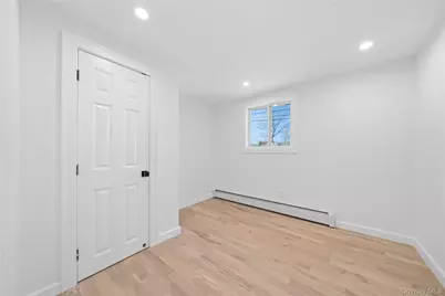 61 Lincoln Avenue, Deer Park, NY 11729 - Photo 29