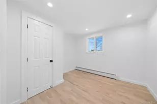 61 Lincoln Ave, Deer Park, NY 11729 - Photo 29