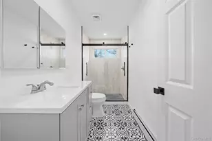 61 Lincoln Ave, Deer Park, NY 11729 - Photo 21