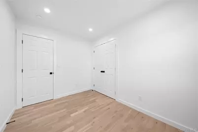 61 Lincoln Avenue, Deer Park, NY 11729 - Photo 17