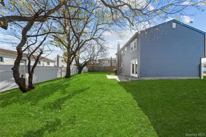 61 Lincoln Avenue, Deer Park, NY 11729 - Photo 39