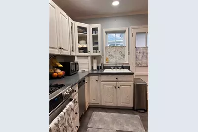 24125 85th Avenue, Bellerose, NY 11426 - Photo 3