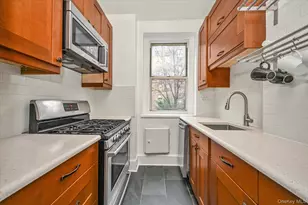 37-16 80th St, Jackson Heights, NY 11372 - Photo 7