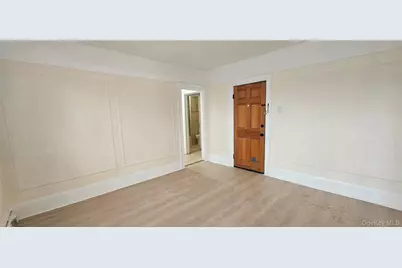 82-03 Myrtle Avenue, Glendale, NY 11385 - Photo 7