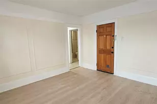 82-03 Myrtle Ave, Glendale, NY 11385 - Photo 7