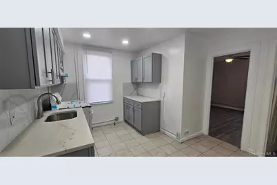 82-03 Myrtle Avenue, Glendale, NY 11385 - Photo 13