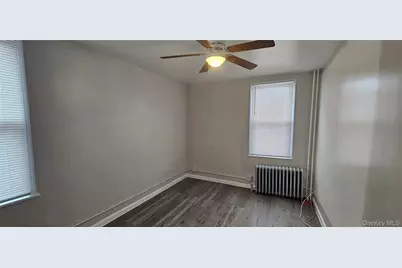 82-03 Myrtle Avenue, Glendale, NY 11385 - Photo 15