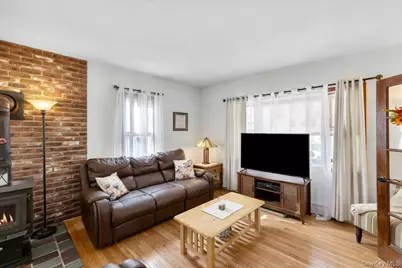 10 Royce Ave, Middletown, NY 10940 - Photo 5