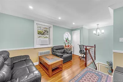 235-10 131st Ave #Upper, Springfield Gardens, NY 11422 - Photo 3