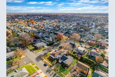 78 Patton Boulevard, New Hyde Park, NY 11040 - Photo 15