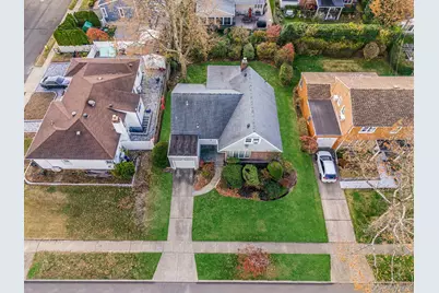 78 Patton Boulevard, New Hyde Park, NY 11040 - Photo 11