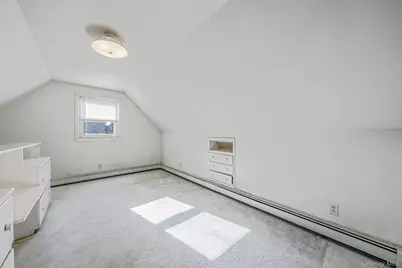 78 Patton Boulevard, New Hyde Park, NY 11040 - Photo 37