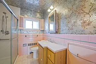 78 Patton Blvd, New Hyde Park, NY 11040 - Photo 43