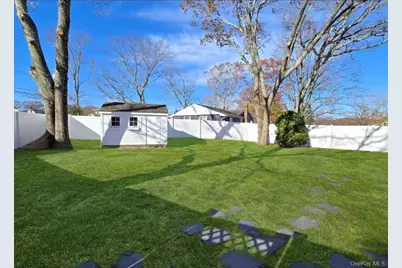 11 Hill Street, Ronkonkoma, NY 11779 - Photo 21