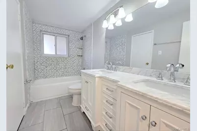 11 Hill Street, Ronkonkoma, NY 11779 - Photo 9