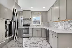 8 Robbins Ave, Elmsford, NY 10523 - Photo 15