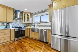 8 Marc Dr, Ridge, NY 11961 - Photo 9