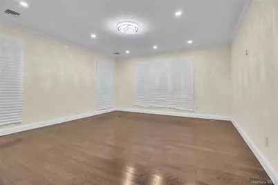 858 Prescott Street, Valley Stream, NY 11580 - Photo 27