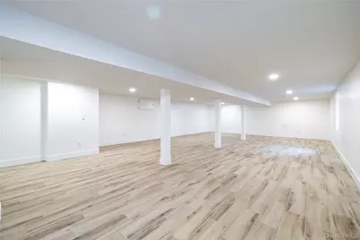 1680 Cornelius Avenue, Wantagh, NY 11793 - Photo 37