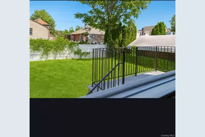 1379 East 93, Brooklyn, NY 11236 - Photo 11