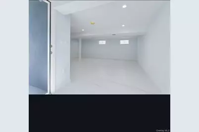 1379 East 93, Brooklyn, NY 11236 - Photo 9