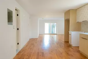 1379 East 93, Brooklyn, NY 11236 - Photo 5