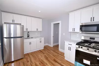 60 Gotham Avenue, Elmont, NY 11003 - Photo 15