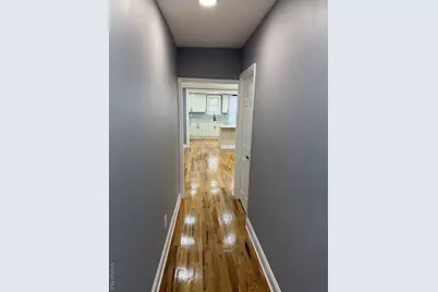 60 Gotham Avenue, Elmont, NY 11003 - Photo 5
