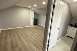 60 Gotham Ave, Elmont, NY 11003 - Photo 21