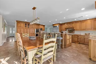 6 Maureen Dr, Mount Sinai, NY 11766 - Photo 9