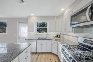 12 Harbor Beach Rd, Miller Place, NY 11764 - Photo 11