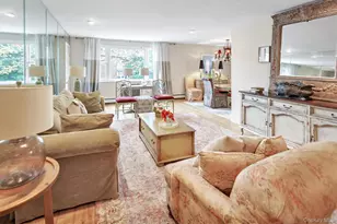 200 S Middle Neck Rd, Great Neck, NY 11021 - Photo 5