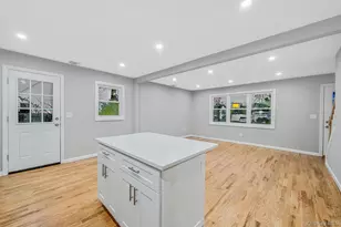 34 Hilliard Ave, Central Islip, NY 11722 - Photo 19