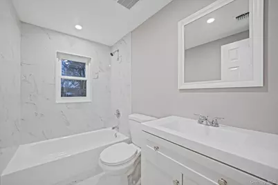 34 Hilliard Avenue, Central Islip, NY 11722 - Photo 29