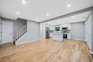 34 Hilliard Ave, Central Islip, NY 11722 - Photo 13