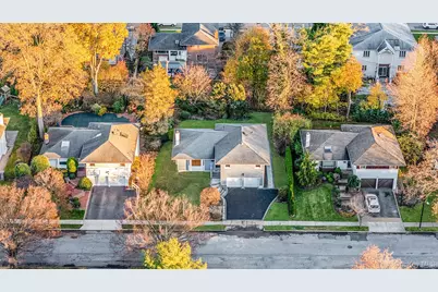 64 Hedgerow Lane, Jericho, NY 11753 - Photo 7