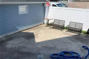 127-22 Hawtree Creek Rd, Ozone Park, NY 11420 - Photo 11