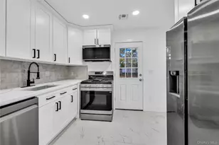 9 Lewis St, Riverhead, NY 11901 - Photo 21