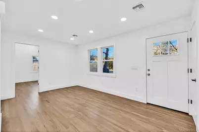 9 Lewis Street, Riverhead, NY 11901 - Photo 11