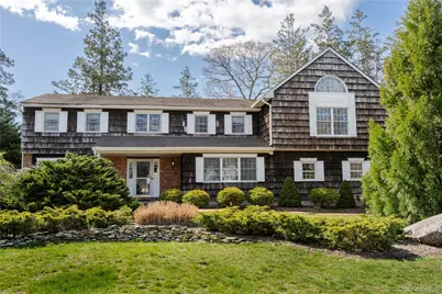 4 Josephine Lane, East Islip, NY 11730 - Photo 3