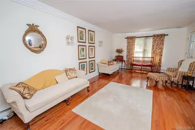 4 Josephine Lane, East Islip, NY 11730 - Photo 17