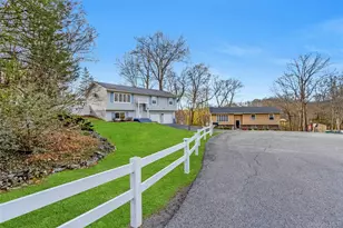 11 High Ct, Poughkeepsie, NY 12603 - Photo 3