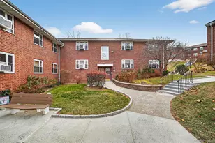 10 Dehaven Dr, Yonkers, NY 10703 - Photo 31