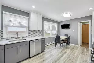 2 Tulip Grove Dr, Lake Grove, NY 11755 - Photo 13